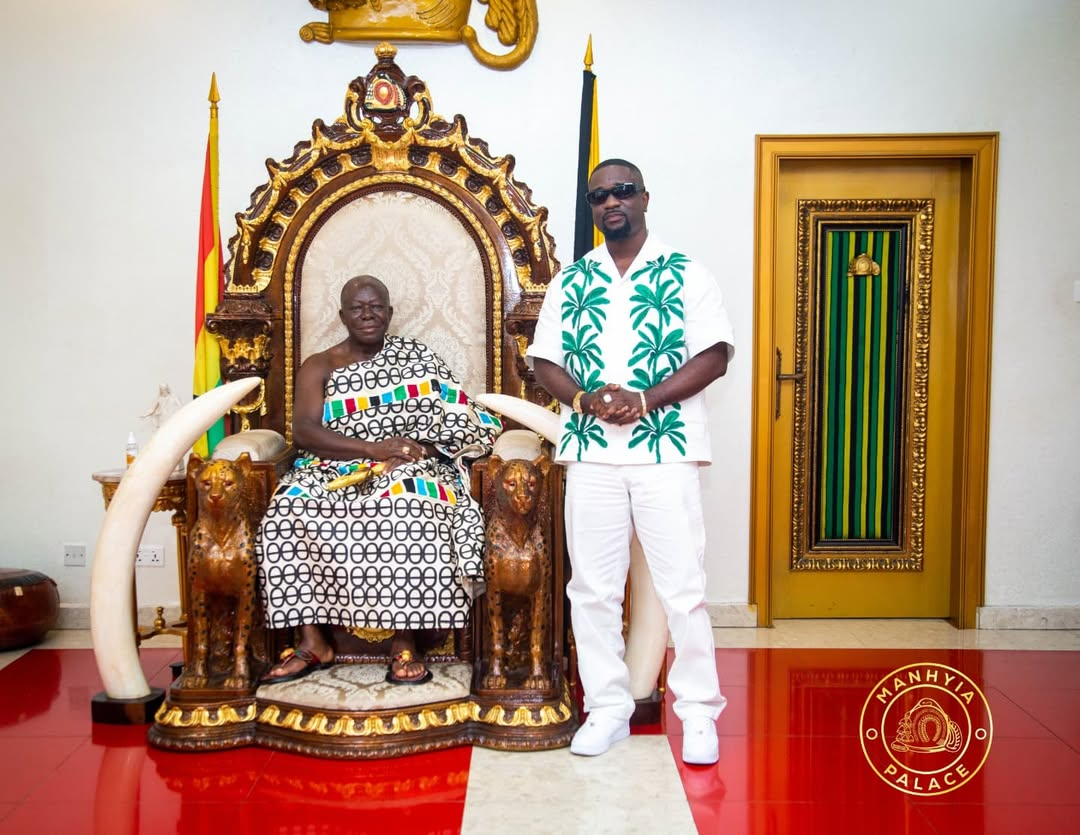 Sarkodie at the visit to Manhyia Palace to pay courtesy call to Otumfuo Osei Tutu II, the Asantehene