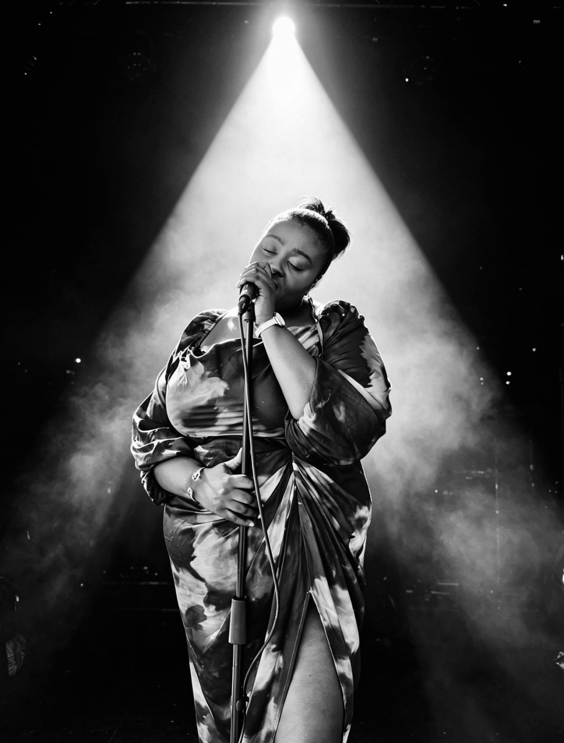 Rising Ghanaian artist Roxaliyah